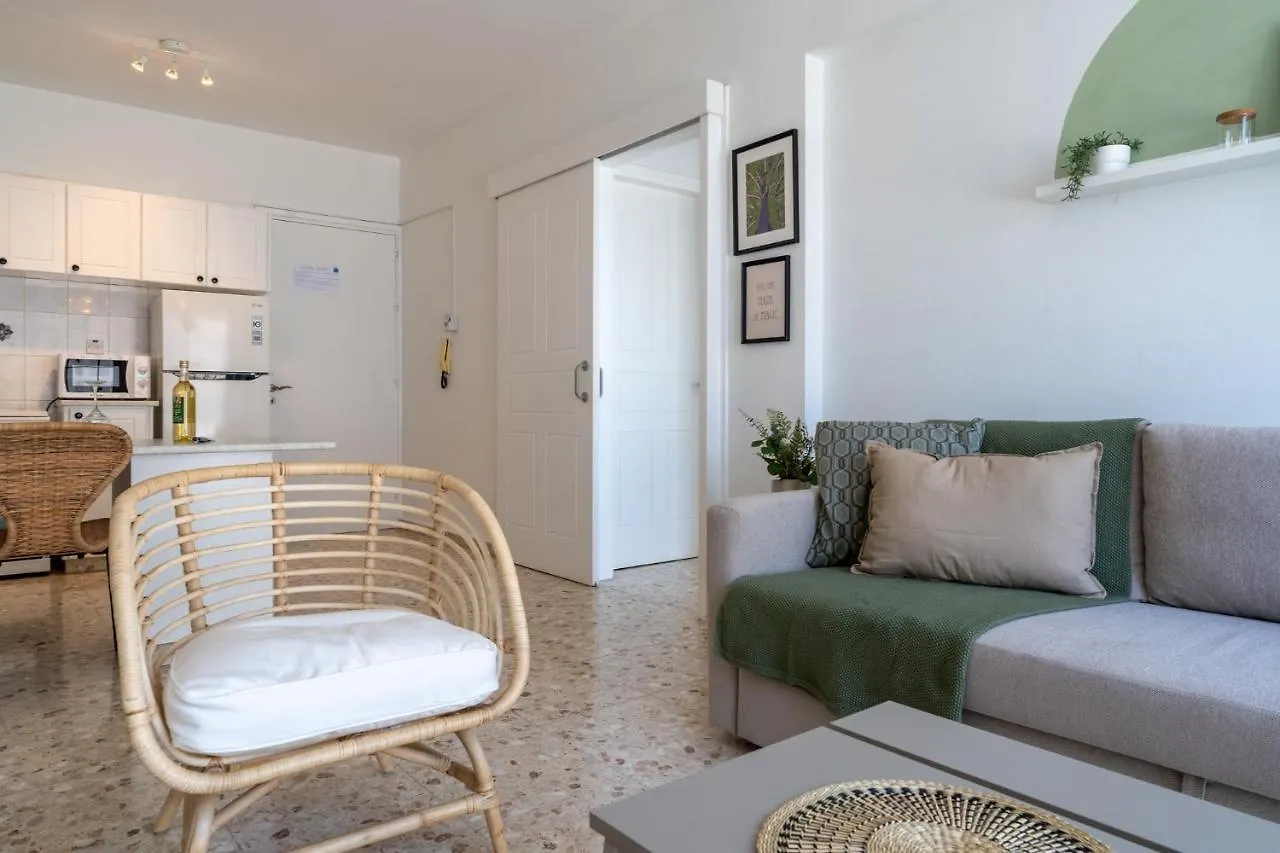 Blossom 1-Bedroom Apartment In Λάρνακα 0*,  Κύπρος